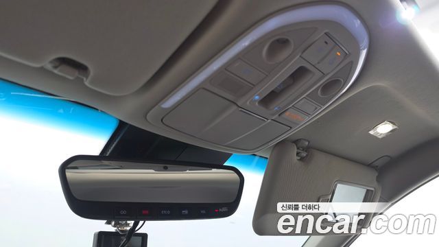 Genesis G70 2018 — photo 26