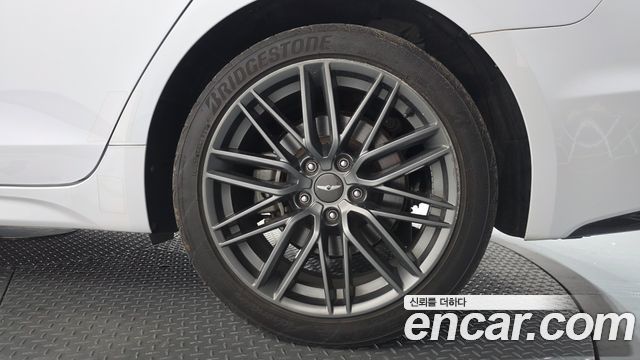 Genesis G70 2018 — photo 7