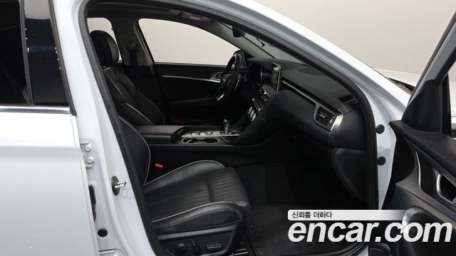 Genesis G70 2018 — photo 16