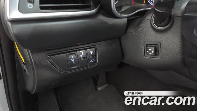 Genesis G70 2018 — photo 27
