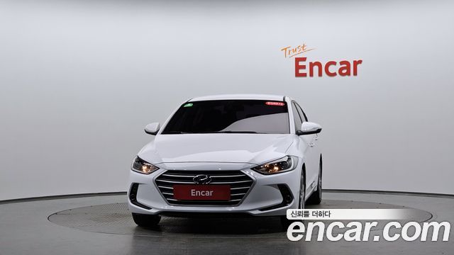 Hyundai AVANTE 2018 — photo 3