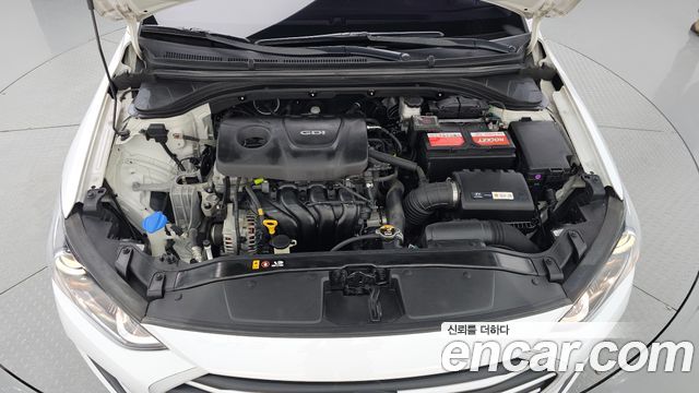 Hyundai AVANTE 2018 — photo 6