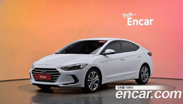 Hyundai AVANTE 2018 — photo 1