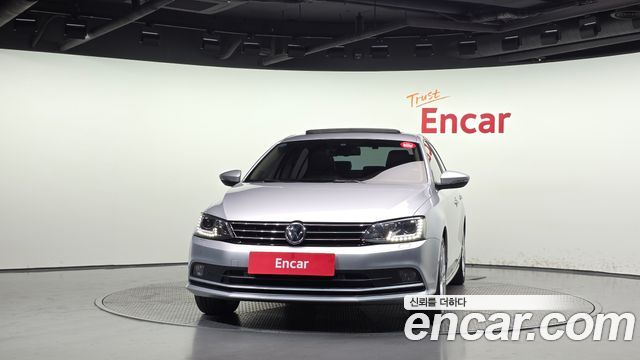 Volkswagen Jetta 2015 — photo 3