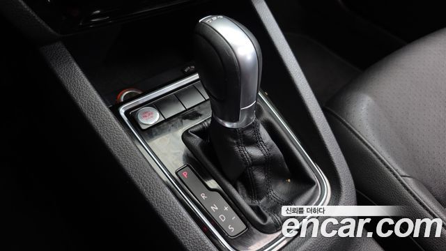 Volkswagen Jetta 2015 — photo 9