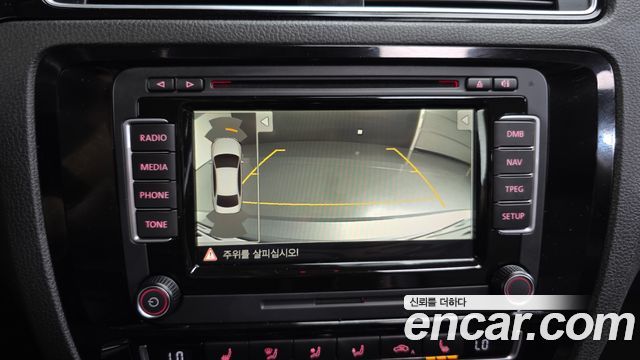 Volkswagen Jetta 2015 — photo 15