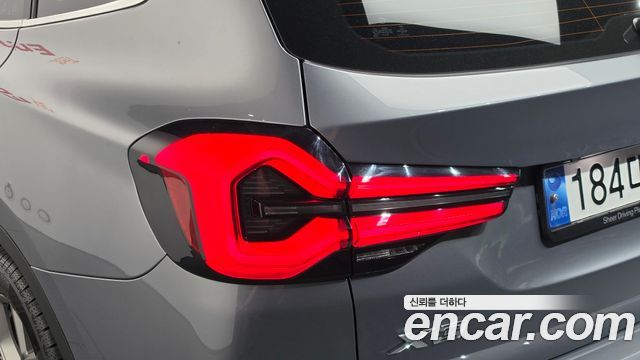 BMW X3 2022 — photo 9