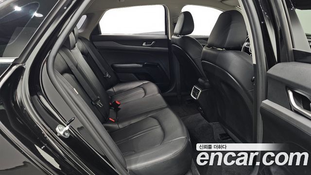Kia K5 2023 — photo 18