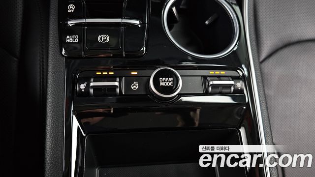 Kia K5 2023 — photo 23
