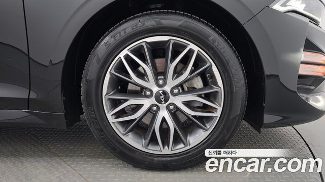 Kia K5 2023 — photo 7
