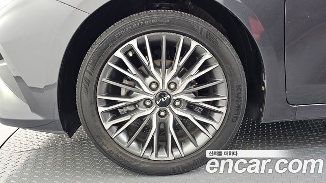 Kia K3 2022 — photo 5
