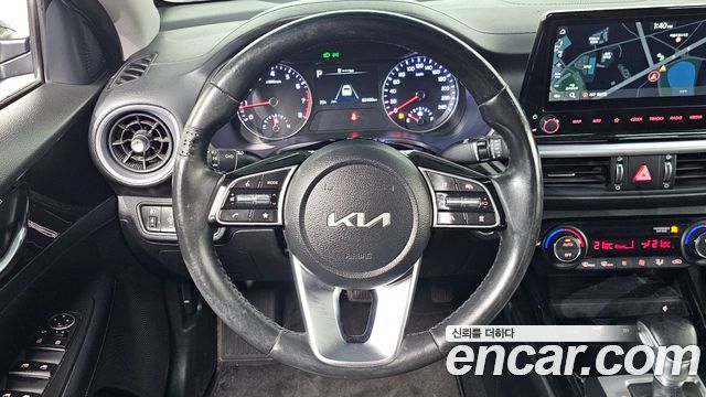 Kia K3 2022 — photo 21