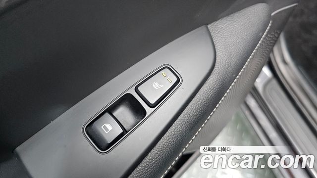 Kia K3 2022 — photo 32