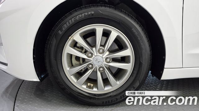 Hyundai AVANTE 2019 — photo 5