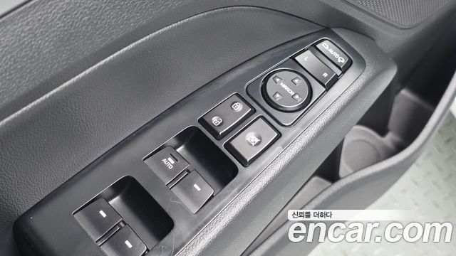 Hyundai AVANTE 2019 — photo 12