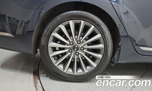 Kia K7 2018 — photo 5