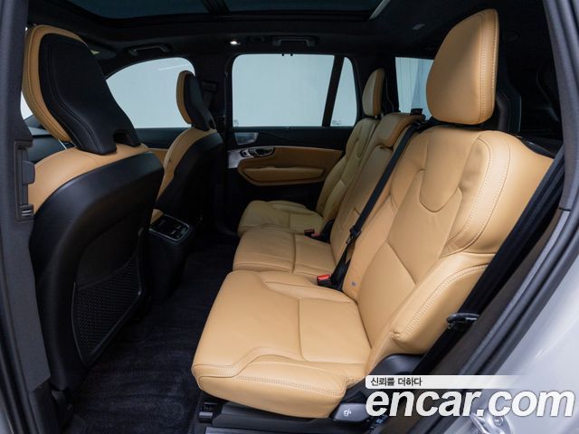 Volvo XC90 2024 — photo 10