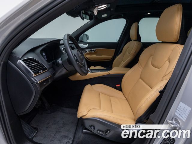 Volvo XC90 2024 — photo 11