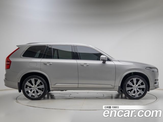 Volvo XC90 2024 — photo 16