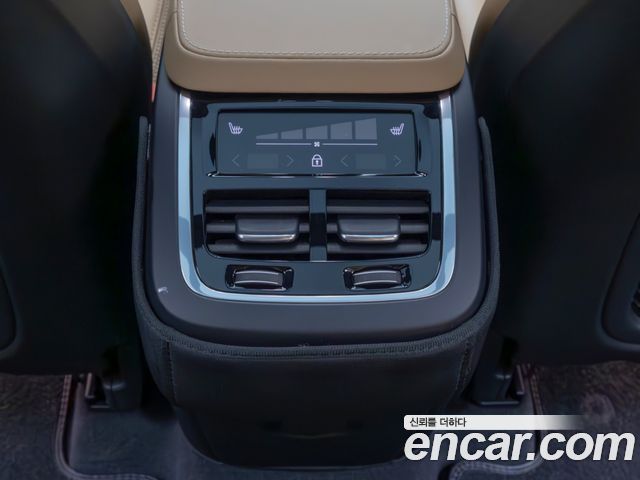 Volvo XC90 2024 — photo 20