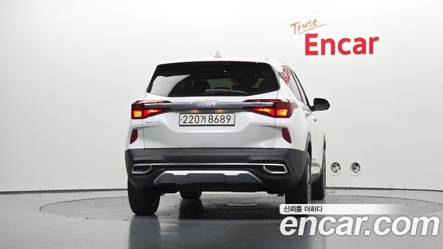 Kia Seltos 2023 — photo 4