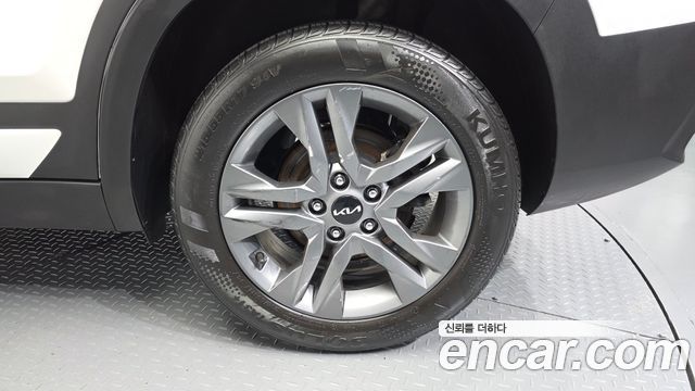Kia Seltos 2023 — photo 5