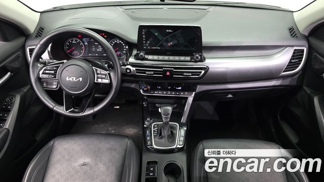 Kia Seltos 2023 — photo 10