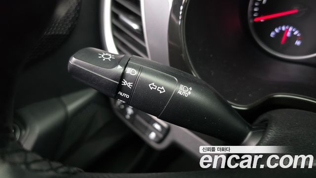 Kia Seltos 2023 — photo 28