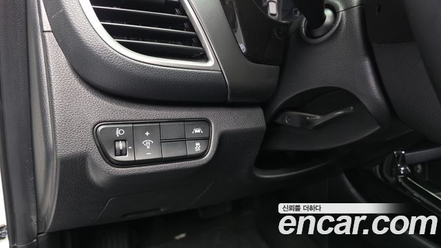 Kia Seltos 2023 — photo 30
