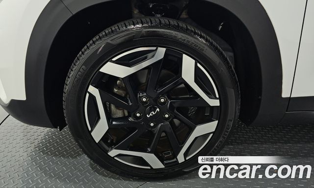 Kia Seltos 2023 — photo 5