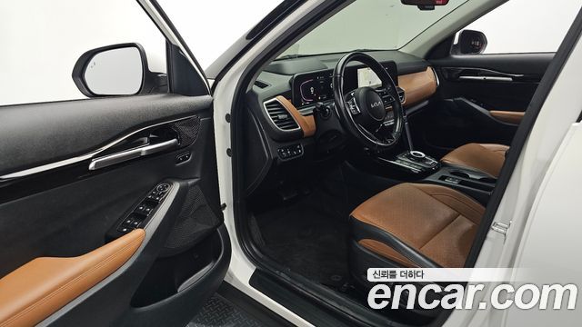 Kia Seltos 2023 — photo 17