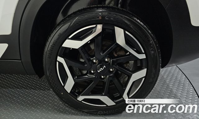 Kia Seltos 2023 — photo 7