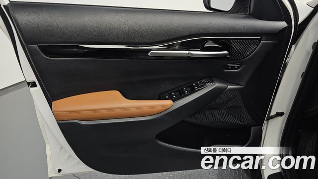 Kia Seltos 2023 — photo 14