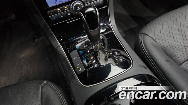 Kia OPIRUS 2011 — photo 12