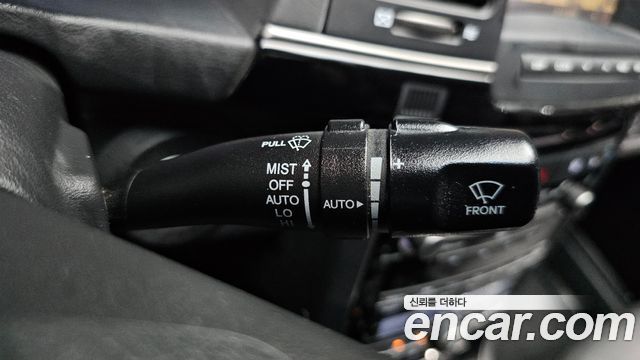 Kia OPIRUS 2011 — photo 24