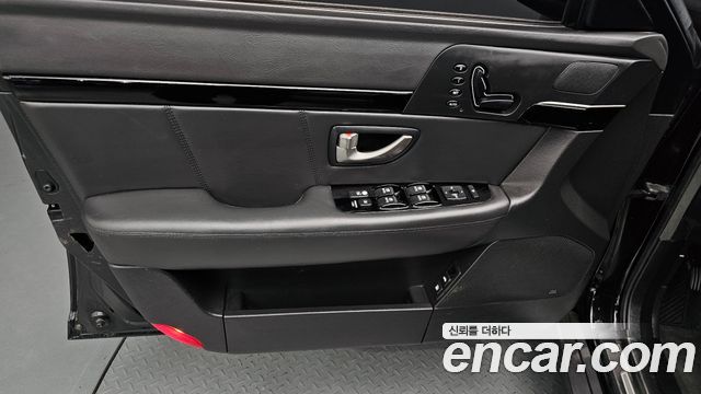 Kia OPIRUS 2011 — photo 14