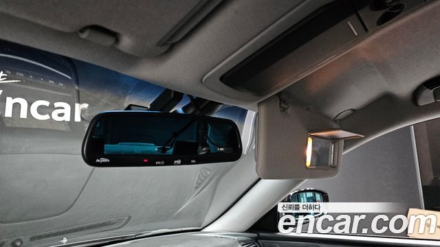 Kia OPIRUS 2011 — photo 31