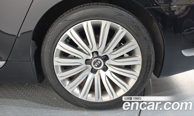 Kia K9 2014 — photo 7