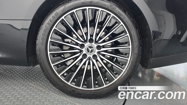 Mercedes-Benz CLE-Class 2026 — photo 33