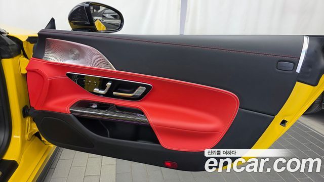 Mercedes-Benz SL-Class 2023 — photo 15