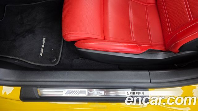 Mercedes-Benz SL-Class 2023 — photo 31