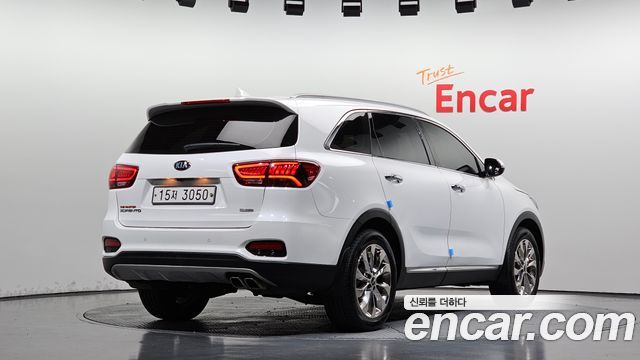 Kia Sorento 2019 — photo 2