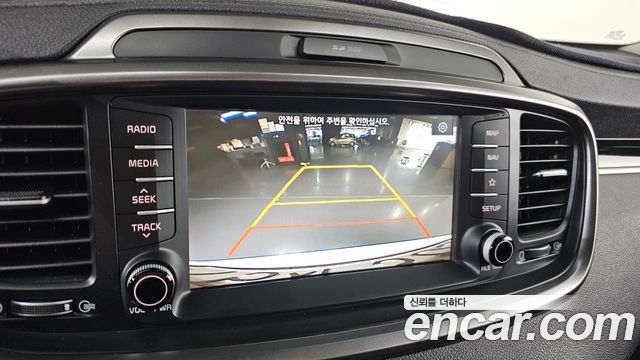 Kia Sorento 2019 — photo 21