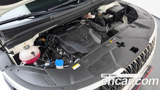 Kia Canival 2023 — photo 6
