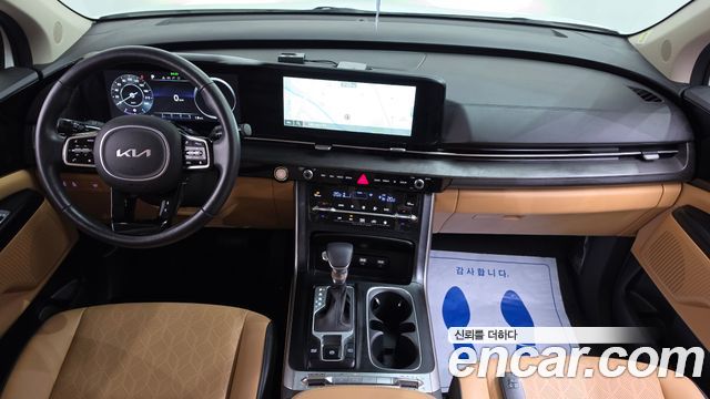 Kia Canival 2023 — photo 10