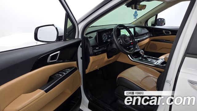 Kia Canival 2023 — photo 13