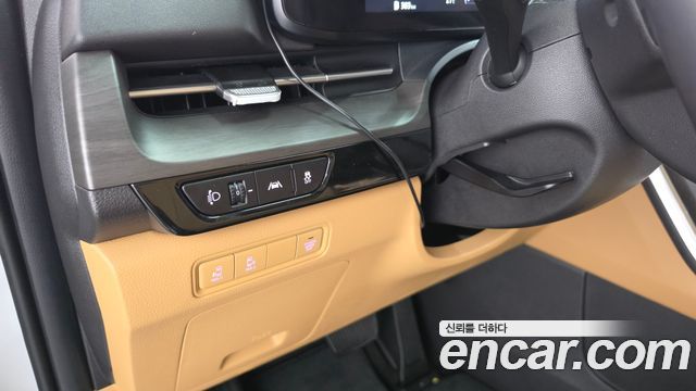 Kia Canival 2023 — photo 24