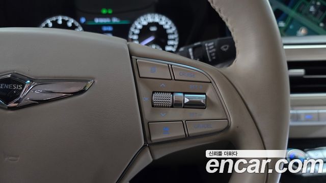 Genesis G90 2019 — photo 21