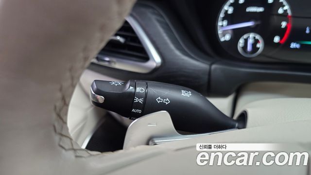 Genesis G90 2019 — photo 27