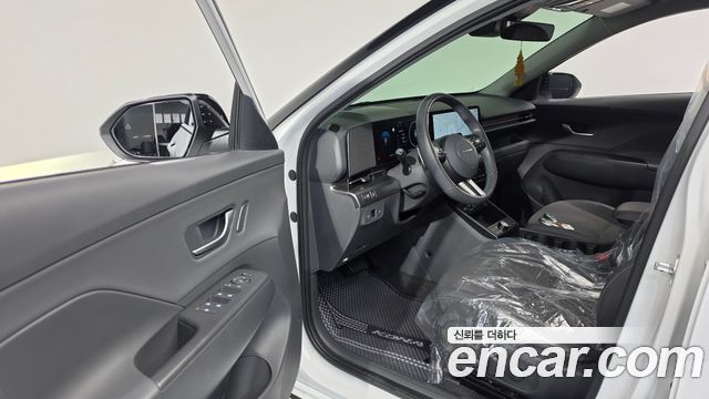 Hyundai Kona 2023 — photo 13